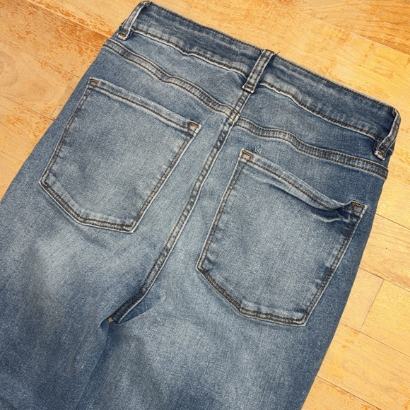 PRIMARK High Waist Raw Hem Bootcut Ankle Jeans - Picture 9 of 12